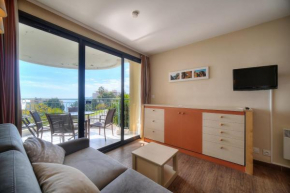 IMMOGROOM - 2 Rooms sea view - Pool - Parking - Terrace -